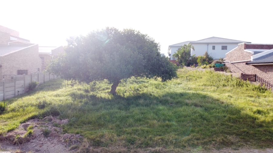 0 Bedroom Property for Sale in Wavecrest Eastern Cape